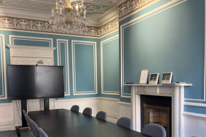 Committee-Room Committee-Room